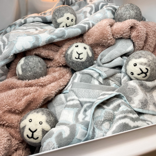 Reusable, eco-friendly, chemical-free dryer balls to dry your laundry in less time. 